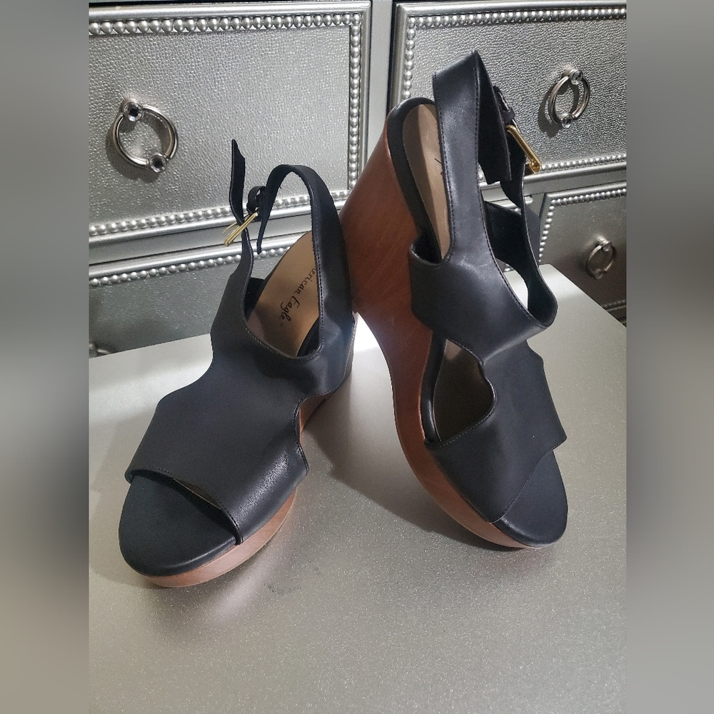 🥰AMERICAN EAGLE Wedges sandals